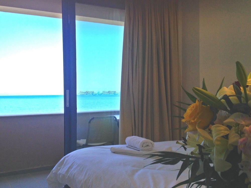 Filoxenia Beach Hotel Rethymno  ภายนอก รูปภาพ