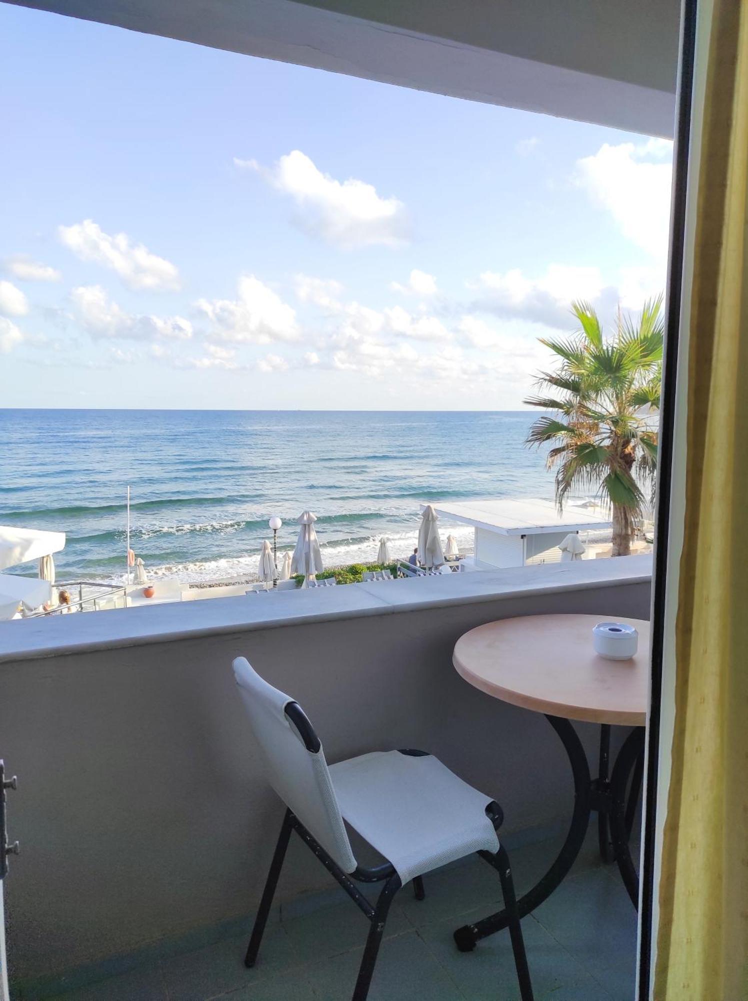 Filoxenia Beach Hotel Rethymno  ภายนอก รูปภาพ