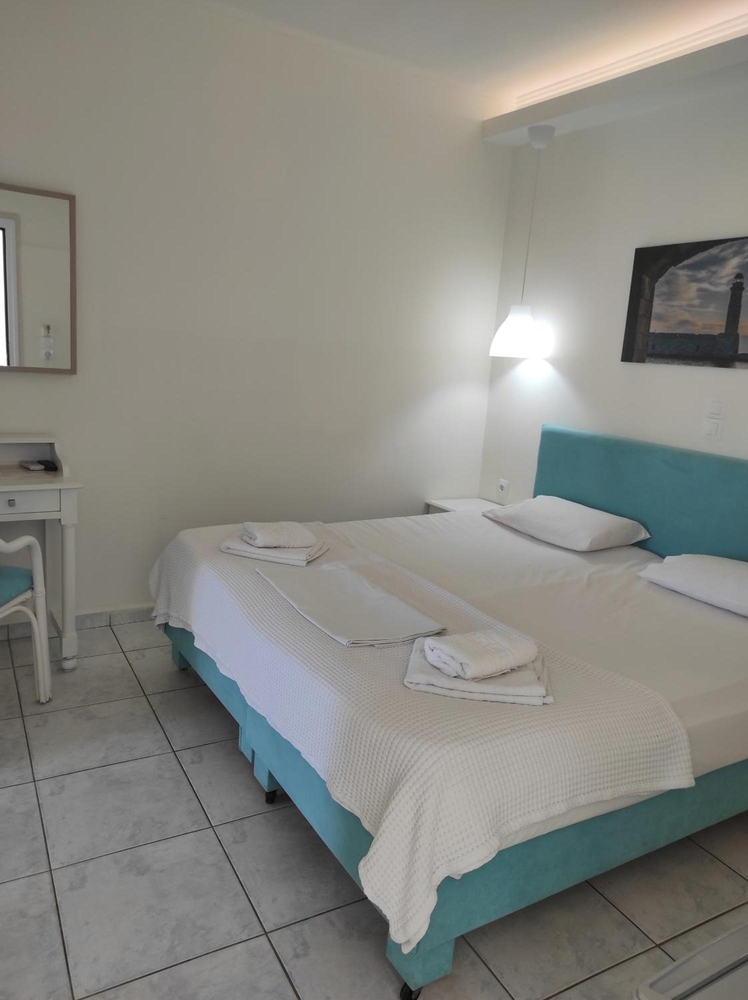 Filoxenia Beach Hotel Rethymno  ภายนอก รูปภาพ