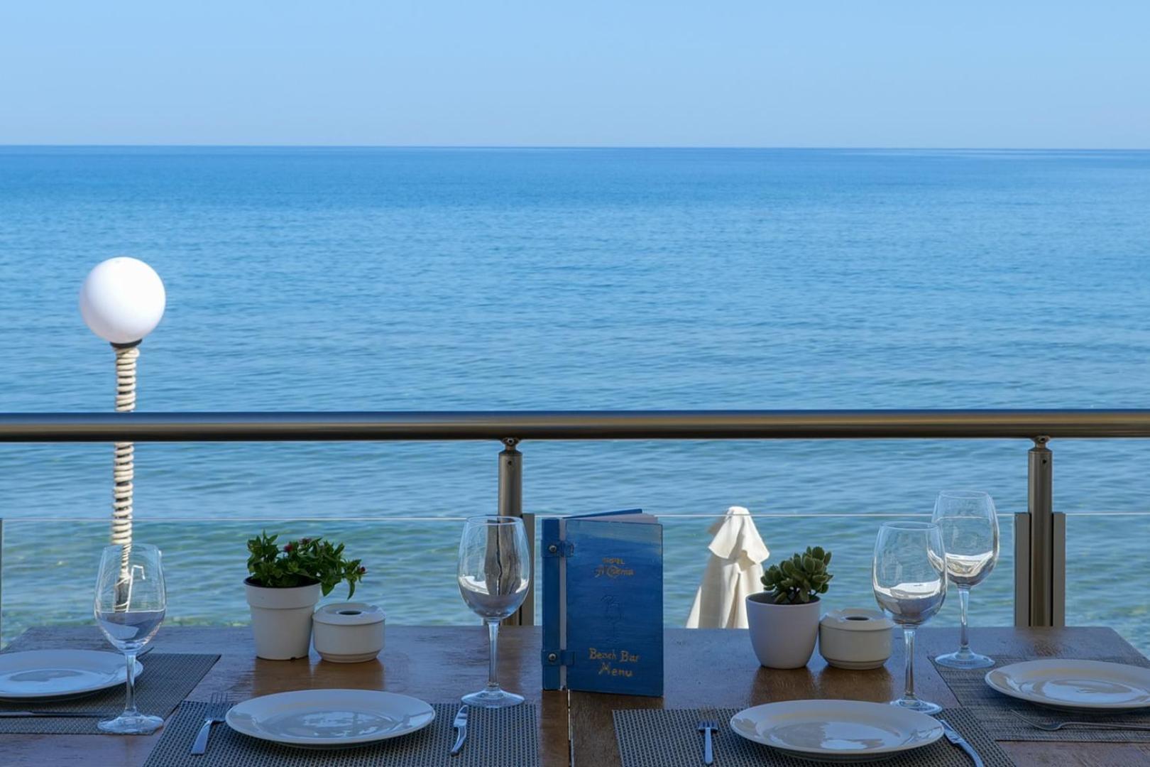 Filoxenia Beach Hotel Rethymno  ภายนอก รูปภาพ